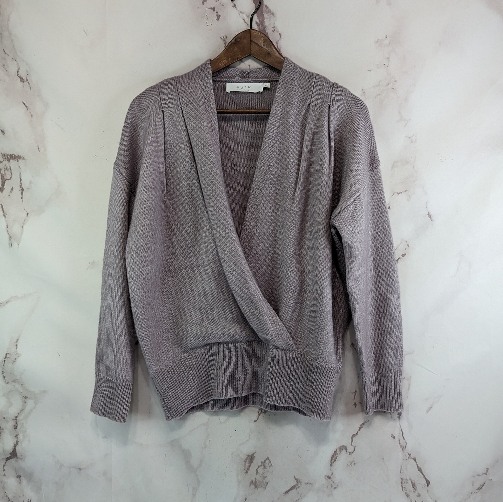 ASTR The Label Sweater Womens Small Purple Wool Wrap V Neck Pleated Revolve